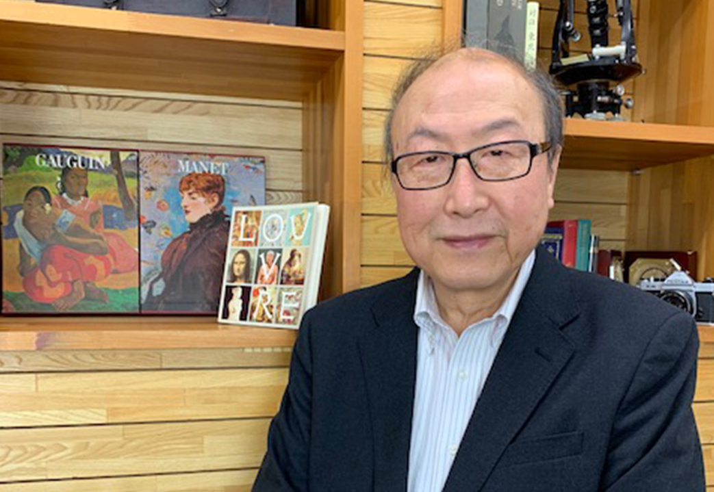 絵画評論家・アートセラピスト：早川　博明